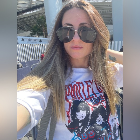 Meet your Posher, Lindsay - Picture 3 of 14